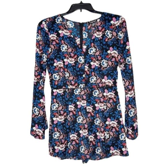 v neck floral romper long bell sleeves peek a boo lace detail boho size large - Picture 3 of 9